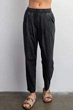 MAKENZIE MINERAL WASHED CHIC JOGGER PANT - BLACK