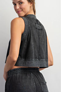 AVERIE MINERAL WASHED CROPPED SLEEVELESS TOP - BLACK