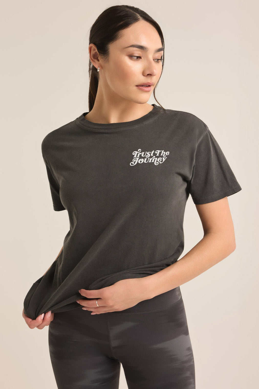 JOURNEY BOYFRIEND TEE - BLACK SAND